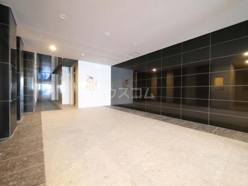 15/19 エントランス