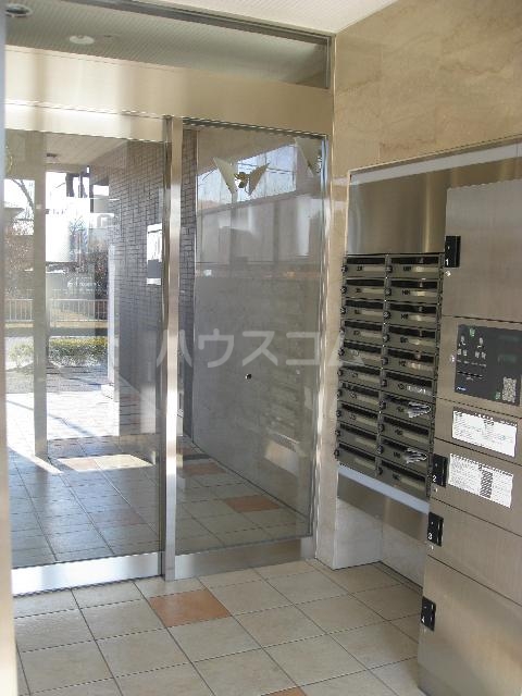 19/29 エントランス