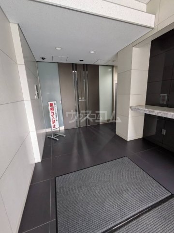 14/19 エントランス