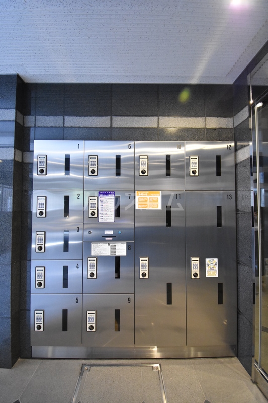 15/20 エントランス