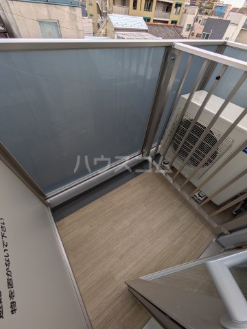 20/30 バルコニー