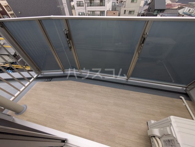 19/30 バルコニー