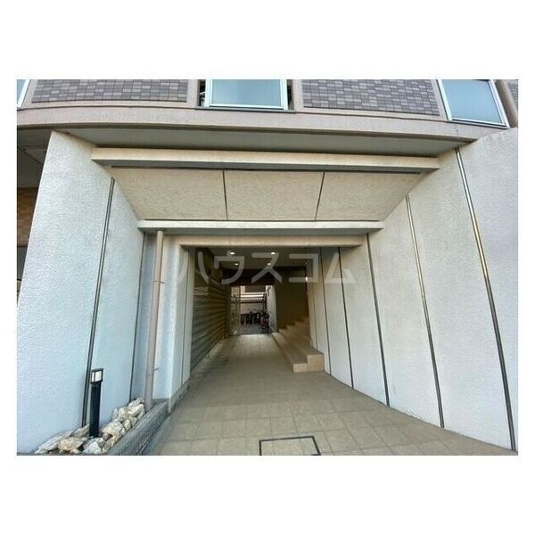 16/24 エントランス