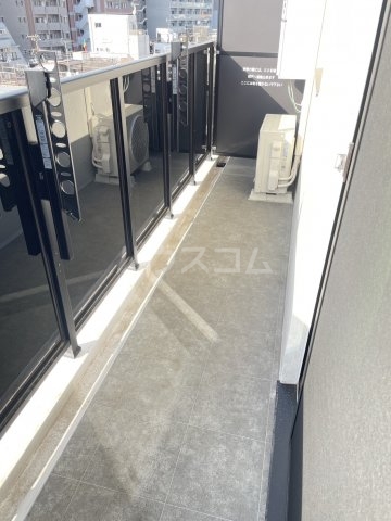 21/30 バルコニー