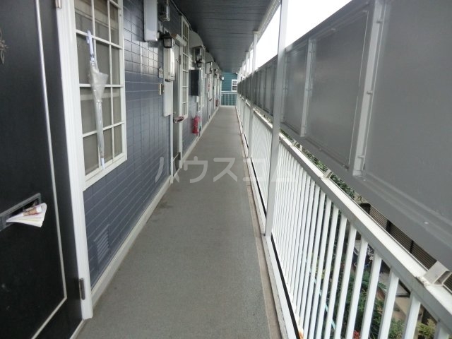 18/28 エントランス