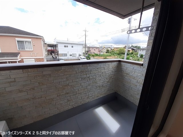 13/22 バルコニー
