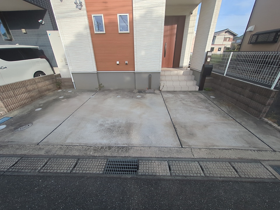 2/3 駐車場