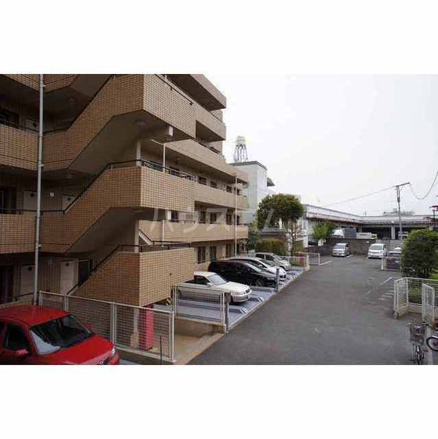 20/30 駐車場