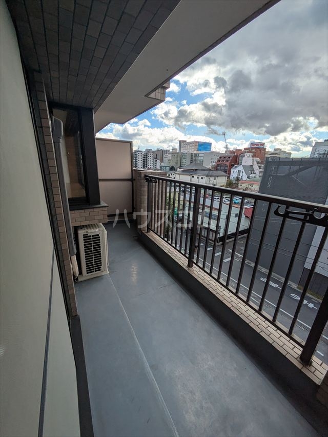 15/27 バルコニー