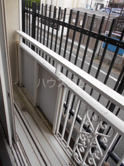 13/19 バルコニー