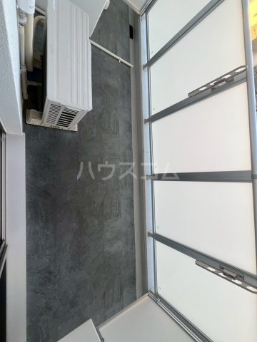 21/30 バルコニー