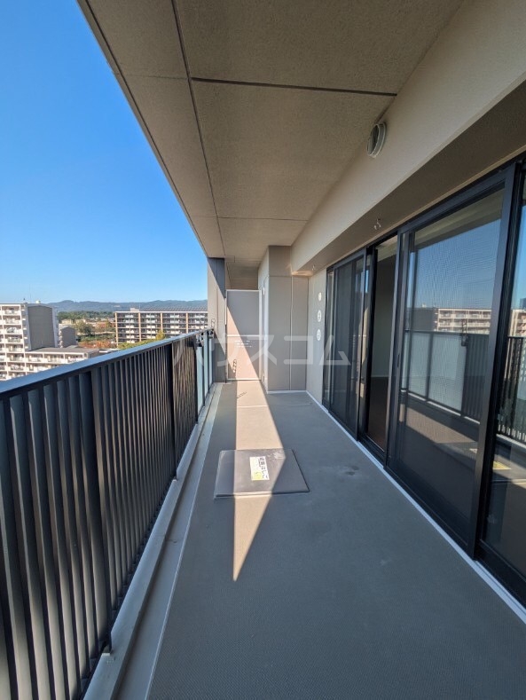 21/30 バルコニー