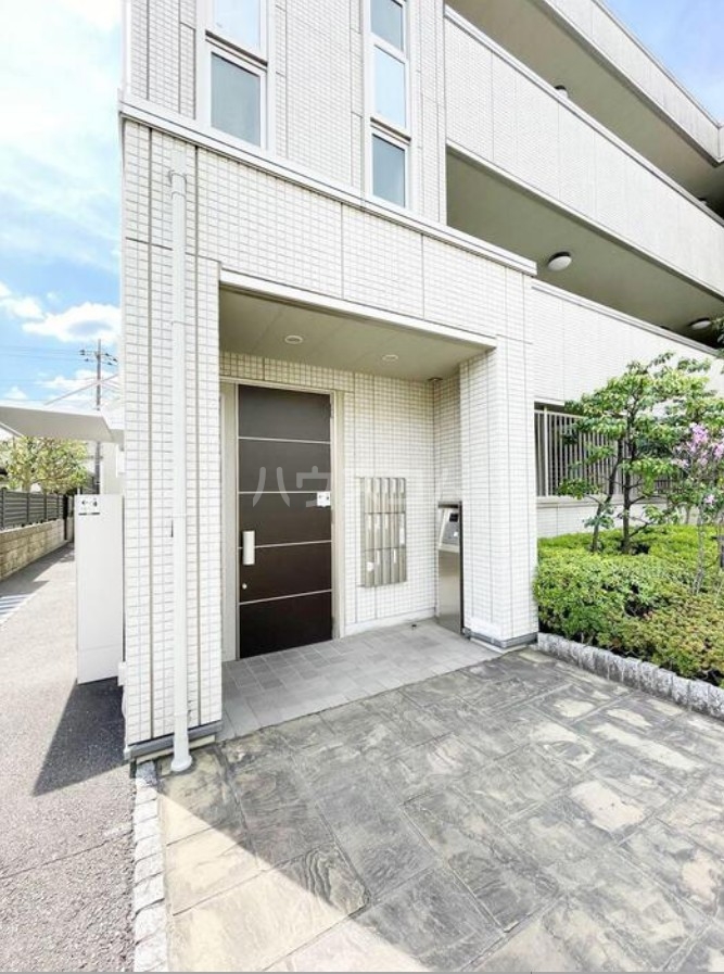 15/24 エントランス