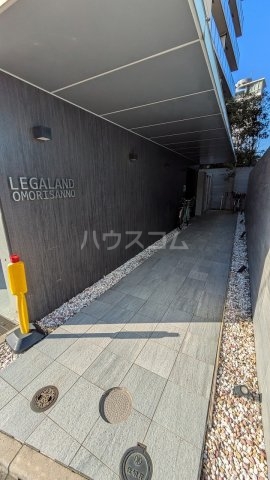 21/27 エントランス