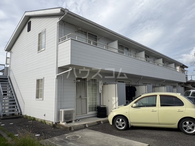 17/23 エントランス