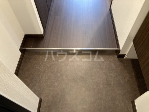 15/22 エントランス