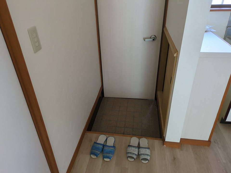 8/22 玄関