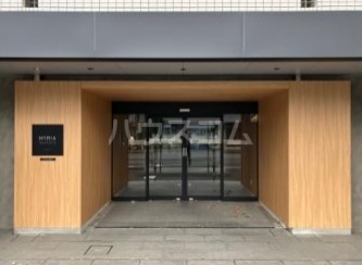 17/27 エントランス