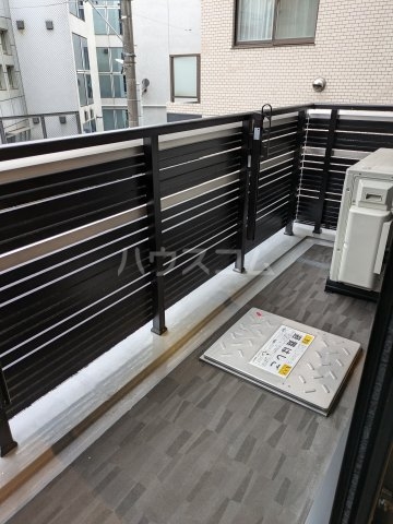 13/25 バルコニー