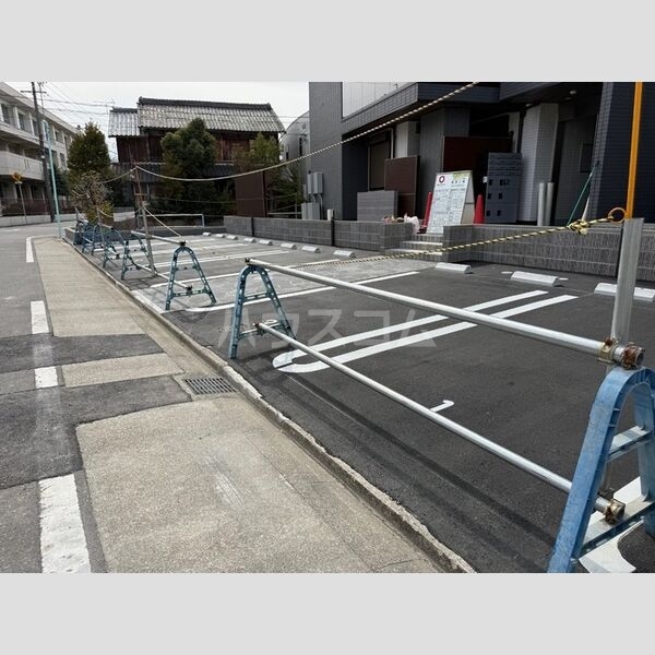 14/21 駐車場