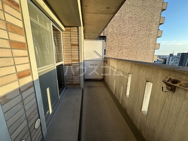 17/28 バルコニー