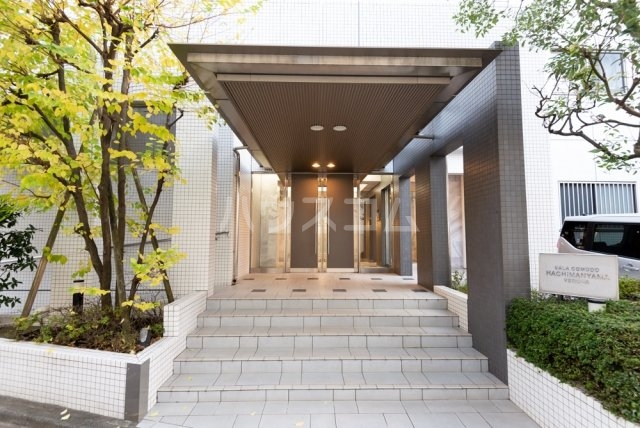 2/12 エントランス