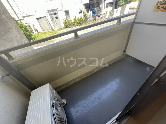 21/28 バルコニー