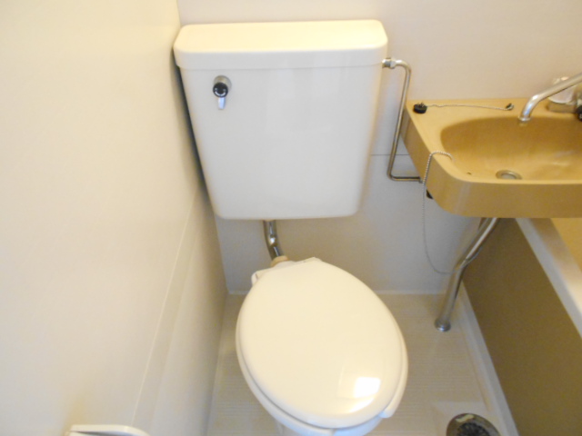 13/30 トイレ