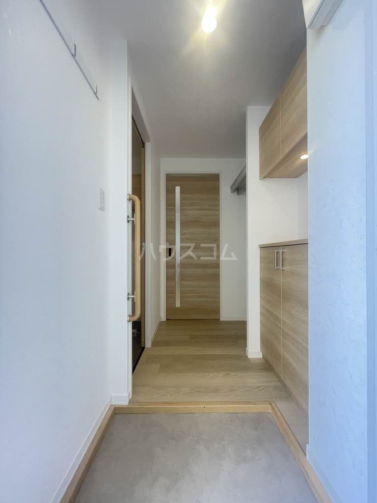 16/26 エントランス