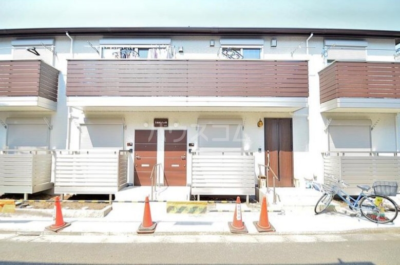 15/16 エントランス