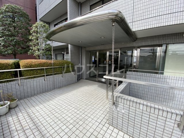 4/6 エントランス
