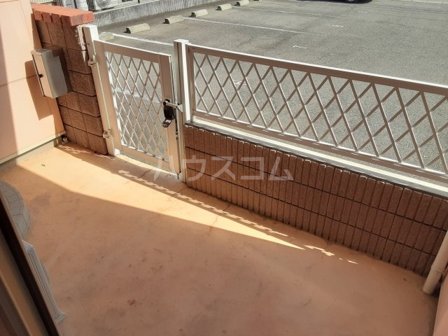 23/30 バルコニー