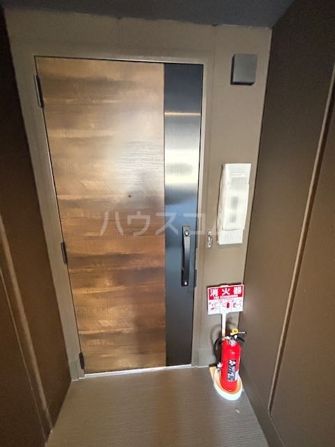 20/25 エントランス