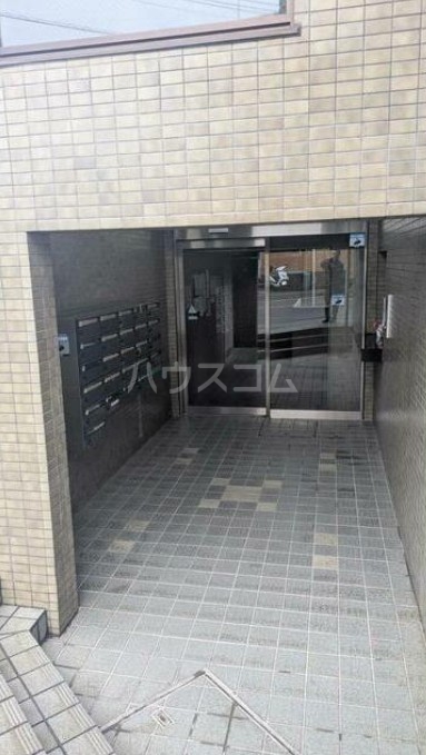 15/24 エントランス