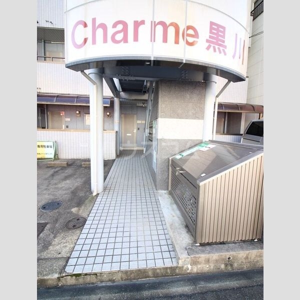 14/25 エントランス