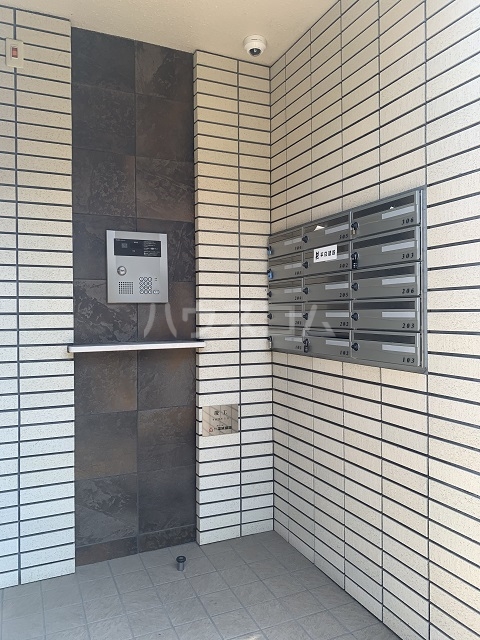 3/8 エントランス