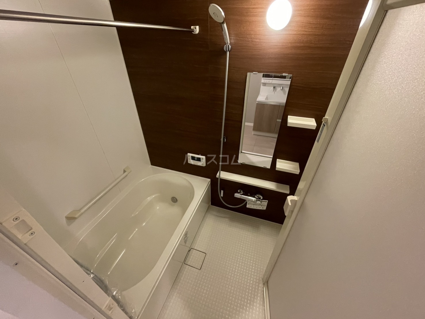 14/23 浴室