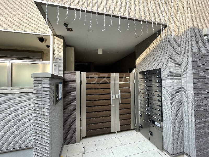 2/6 エントランス