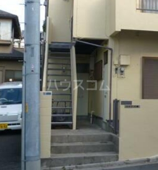 2/3 エントランス