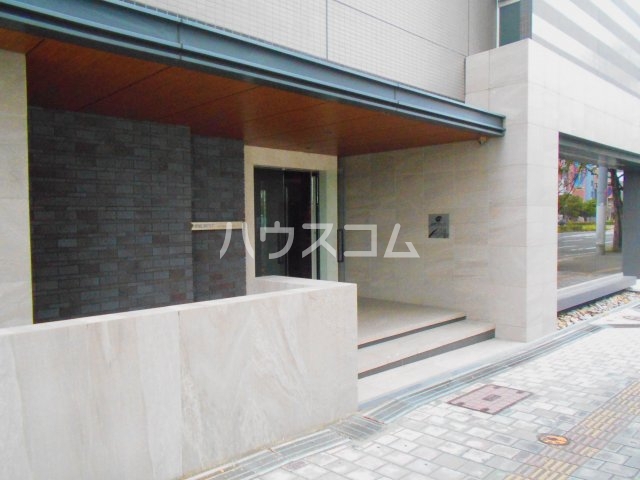 13/21 エントランス