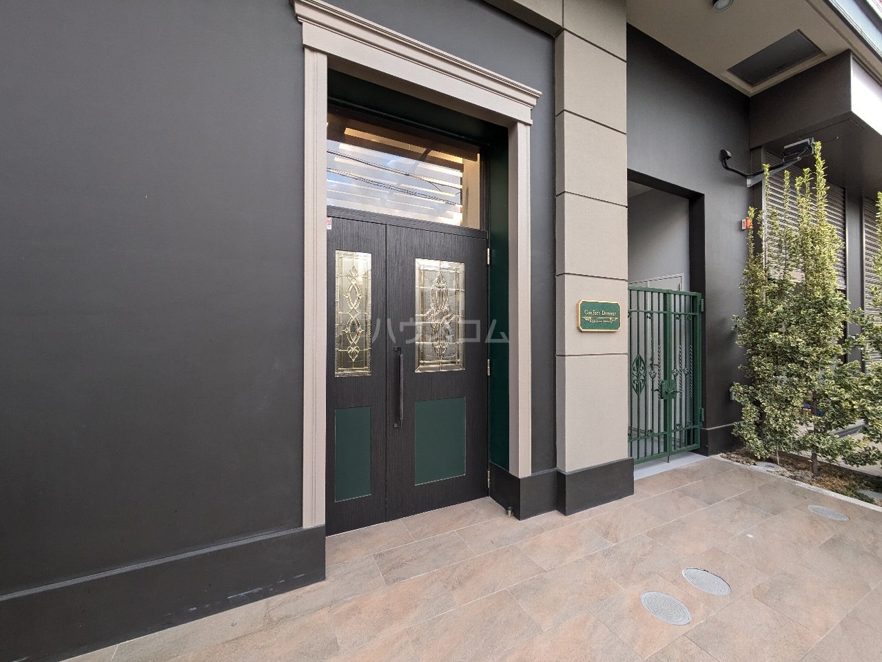 2/6 エントランス