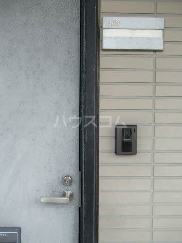 2/3 エントランス