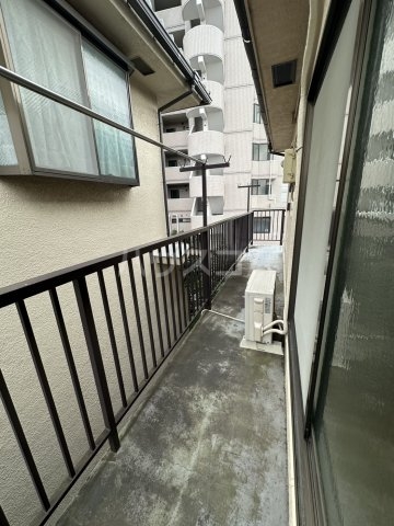 25/28 バルコニー