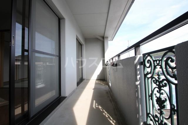 13/26 バルコニー