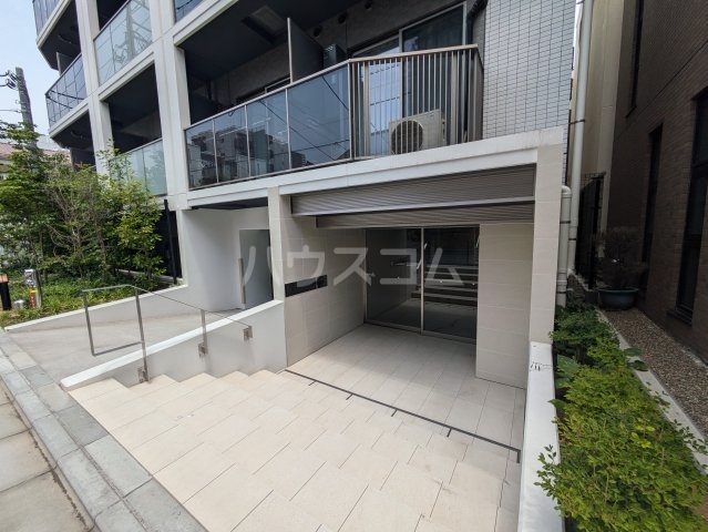 7/12 エントランス