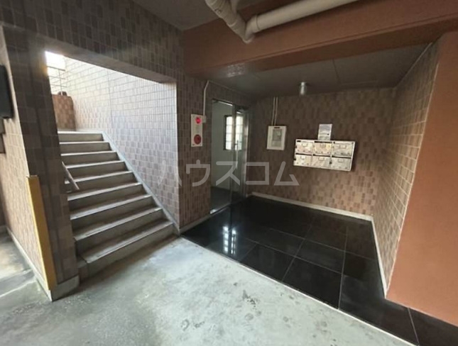 2/6 エントランス