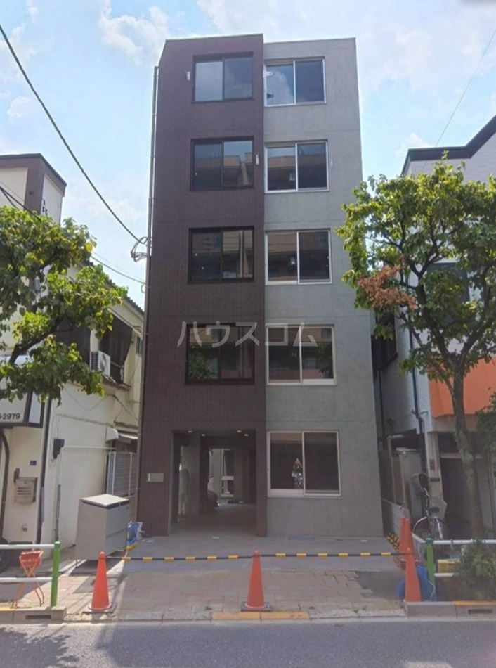 14/16 エントランス