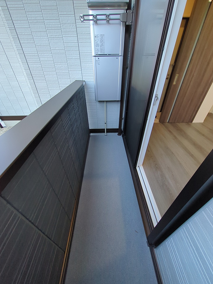 13/16 バルコニー