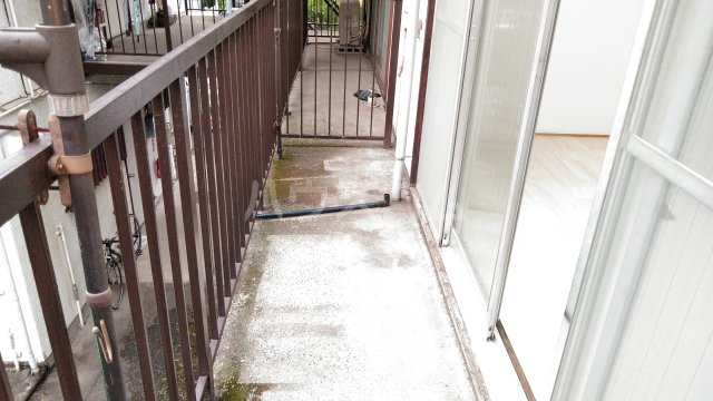 23/30 バルコニー