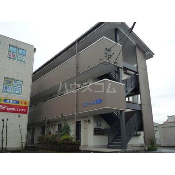 14/18 エントランス